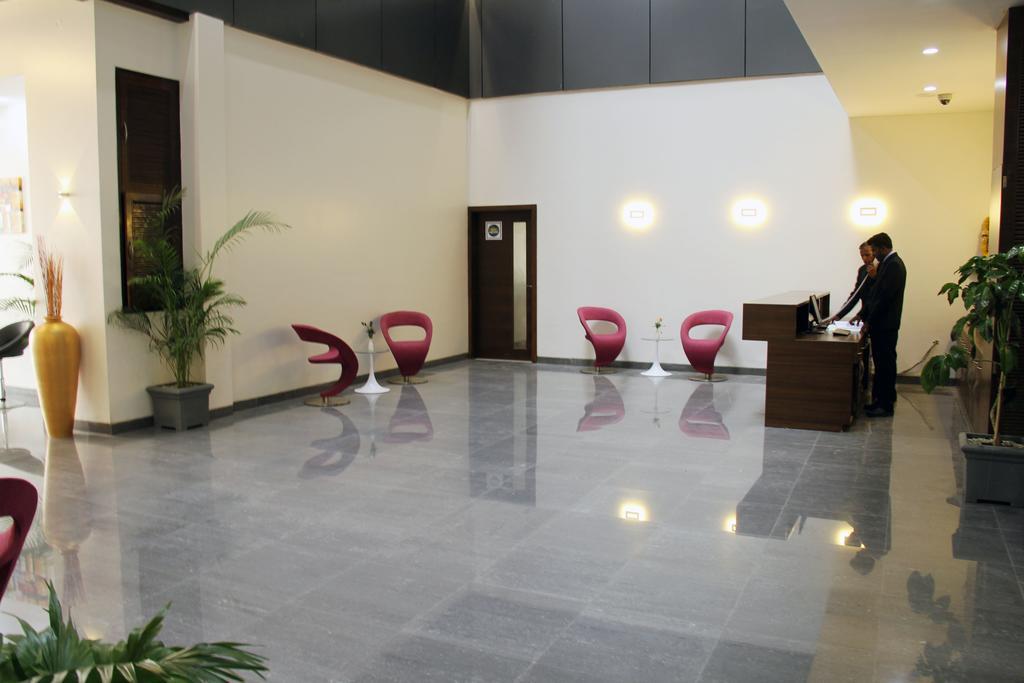 The Sky Court Hotel Aurangabad  Exterior photo