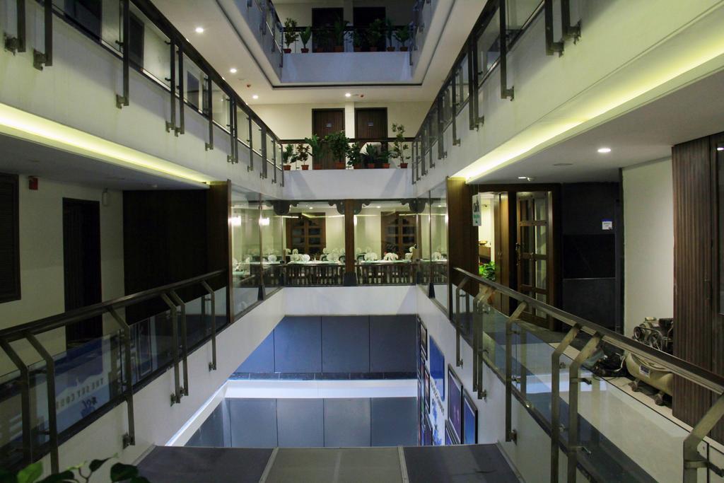 The Sky Court Hotel Aurangabad  Exterior photo